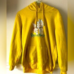 “RICK & MORTY” YELLOW GRAPHIC HOODIE